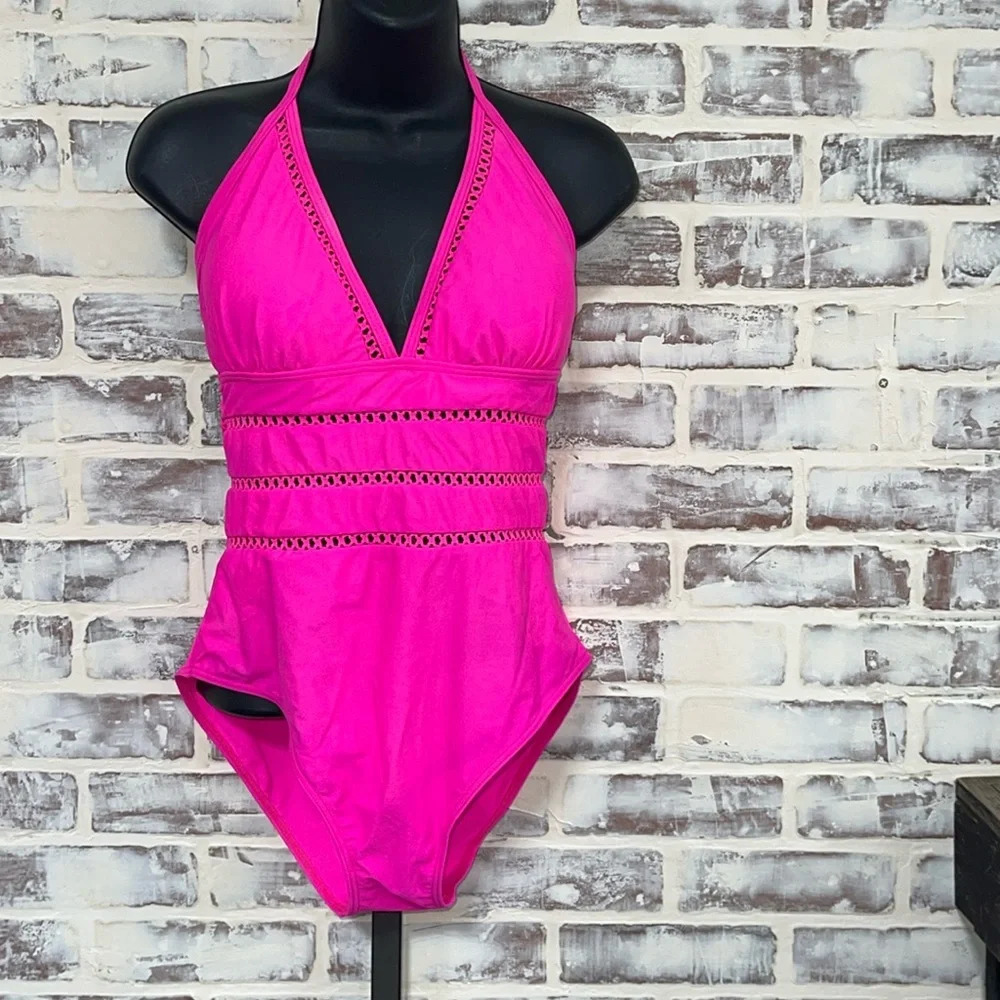 Hot pink 1 piece swimsuit youth large 12/14